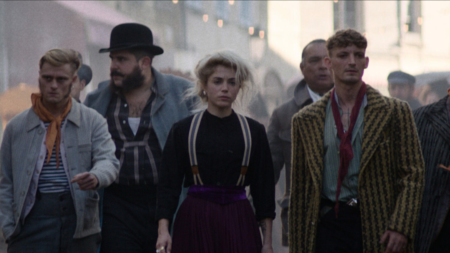 [Cinéma] Apaches : Virée brutale dans le Paris de la Belle Epoque pour Romain Quirot