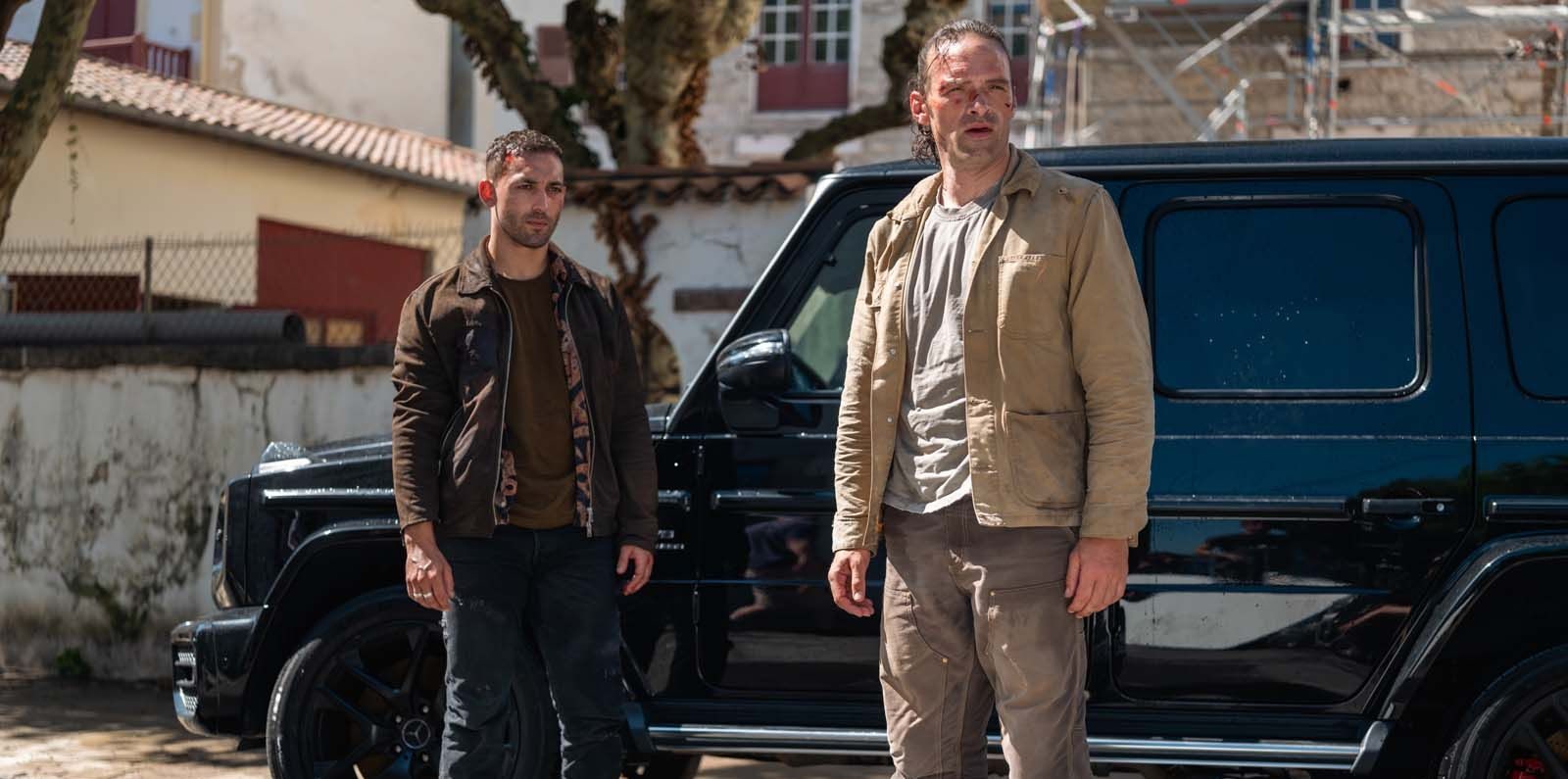 [Cinéma] Les Orphelins : Alban Lenoir et Dali Benssalah en mode castagne pour les producteurs de Balle Perdue